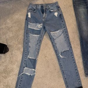 LF women’s ripped jeans mom jeans